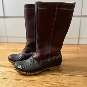 Vintage L.L. Bean Women's Waterproof Boots Size 8. Tall, Shearling-lined, zip-up